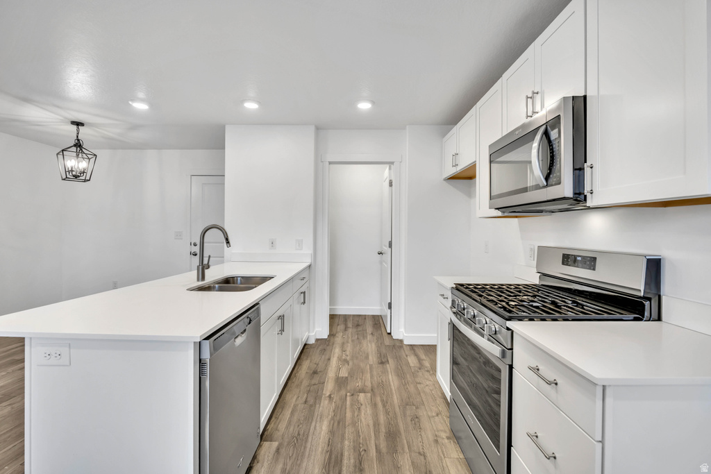 880 N HERMAN DR Lehi, UT 84048