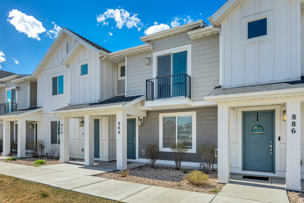 880 N HERMAN DR Lehi, UT 84048