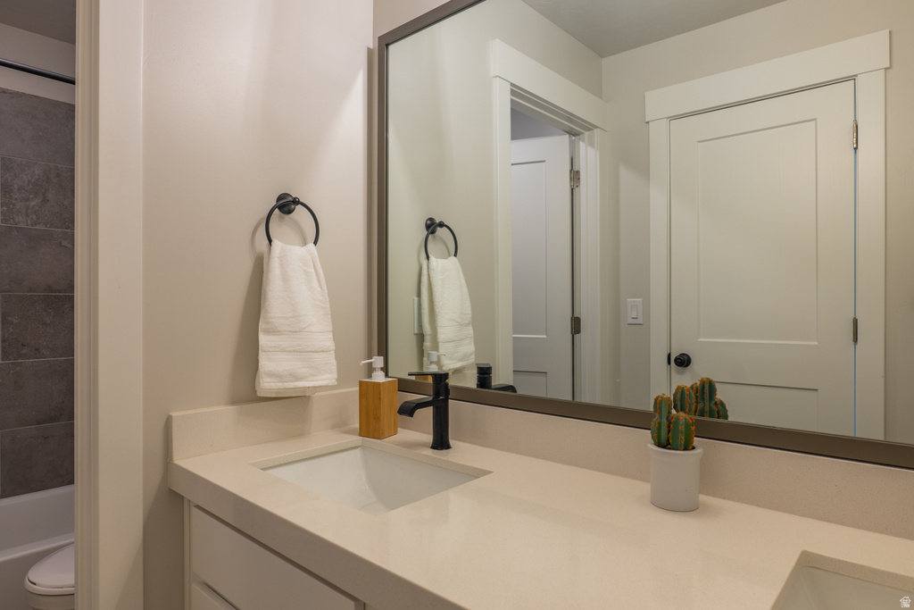 1369 E HAVITURE WAY Eagle Mountain, UT 84005