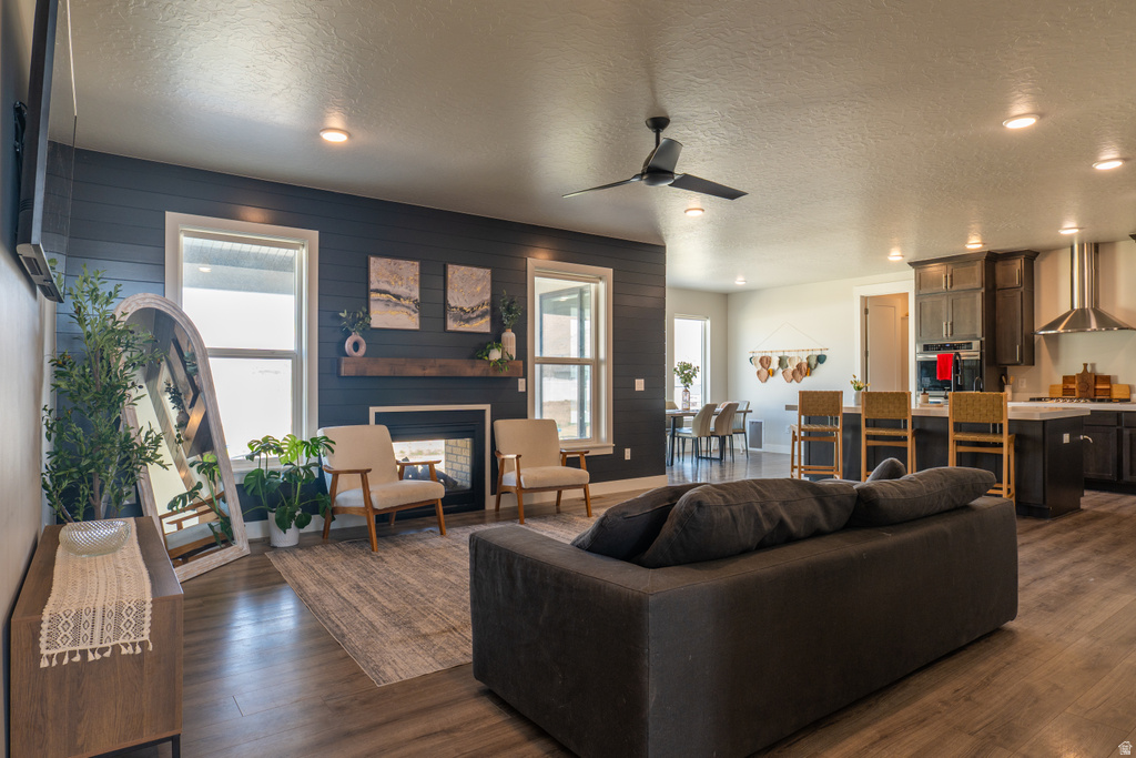 1369 E HAVITURE WAY Eagle Mountain, UT 84005