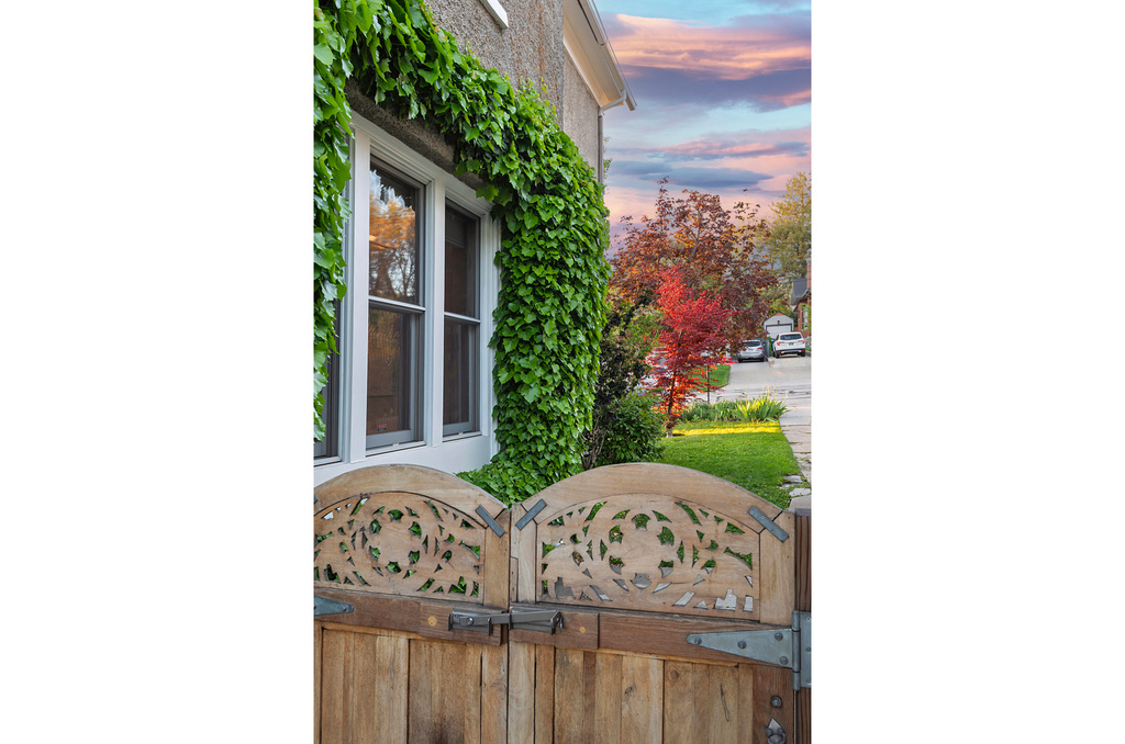 716 E 4TH AVE Salt Lake City, UT 84103