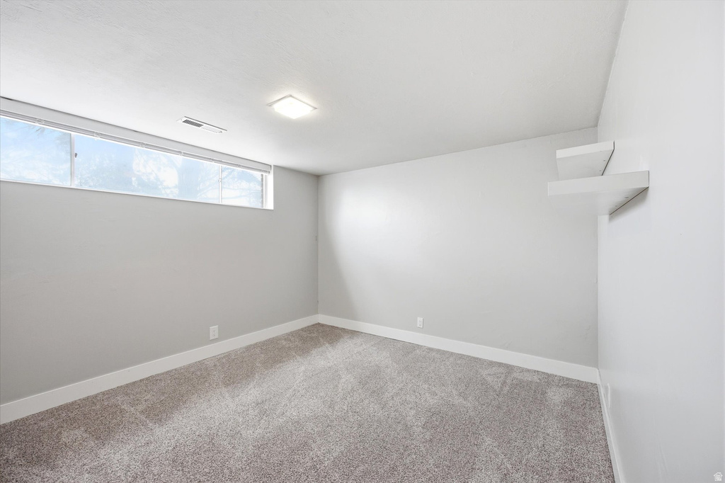 2292 S 250 E Bountiful, UT 84010