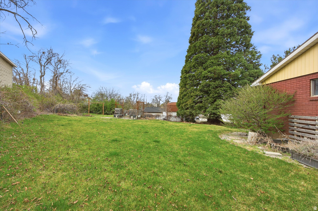 2292 S 250 E Bountiful, UT 84010