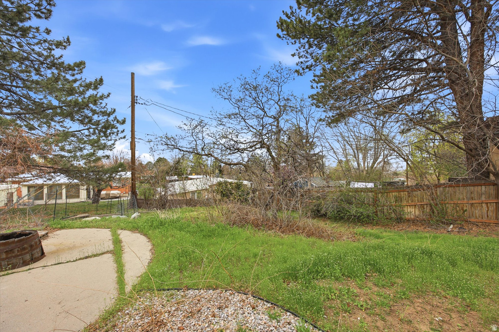 2292 S 250 E Bountiful, UT 84010