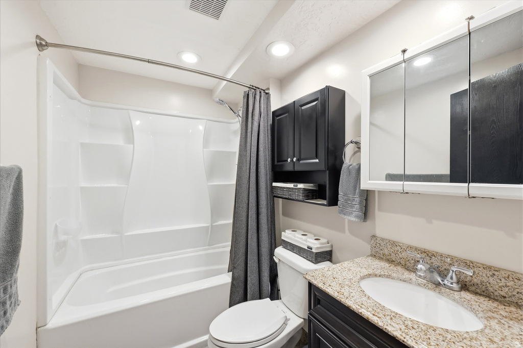 4427 S 2850 W Roy, UT 84067