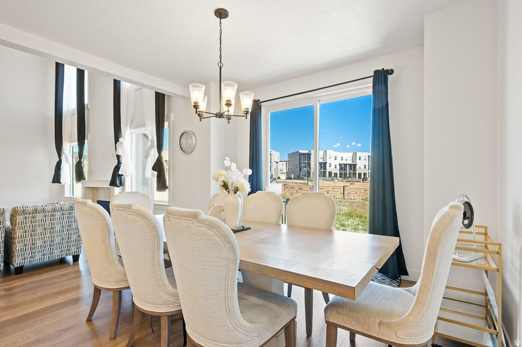 7094 W MOOREPARK PL West Jordan, UT 84081