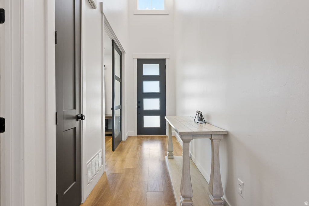 7094 W MOOREPARK PL West Jordan, UT 84081