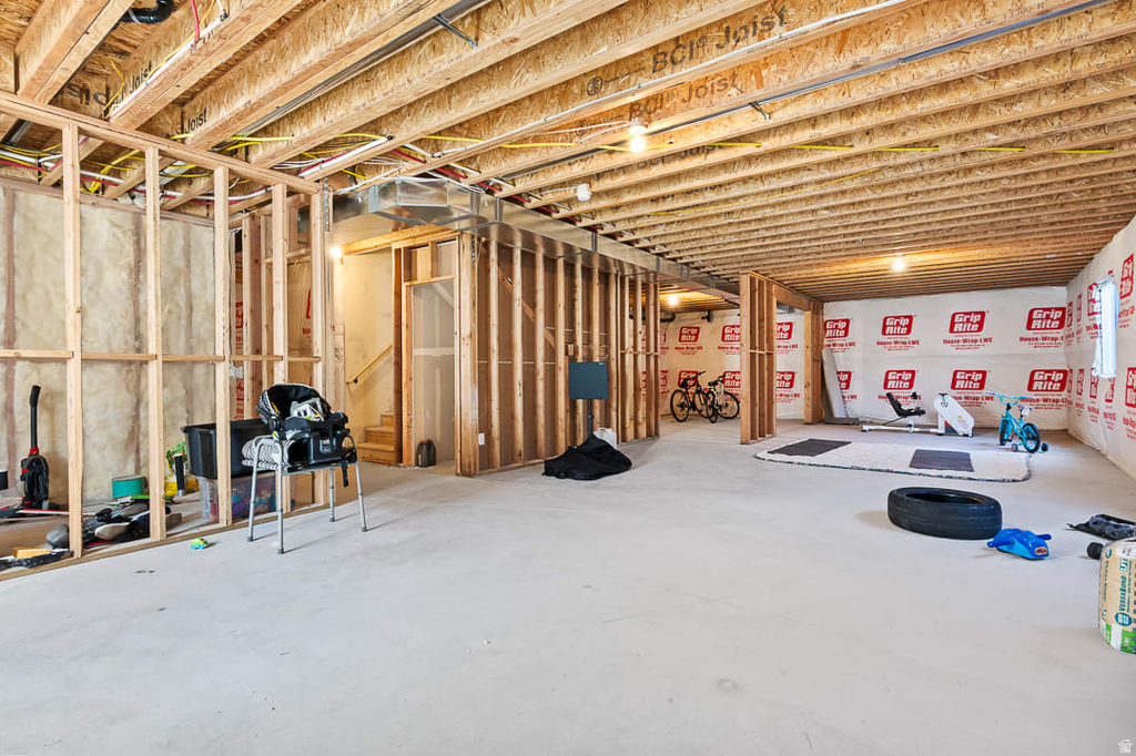 7094 W MOOREPARK PL West Jordan, UT 84081