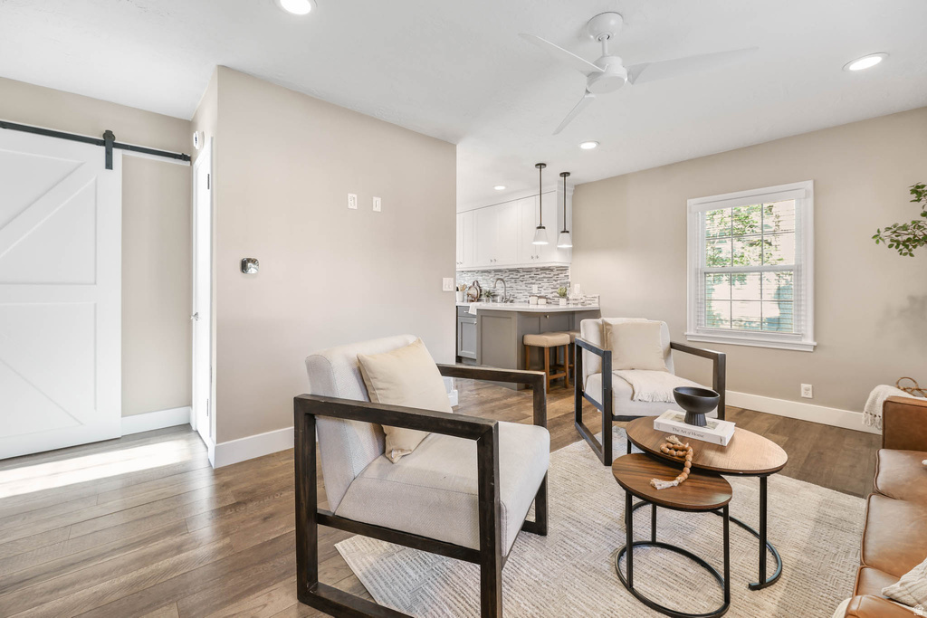 825 E HUDSON AVE Salt Lake City, UT 84106