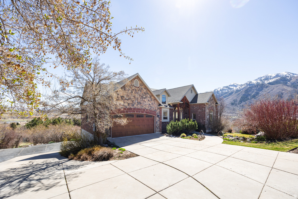 5928 N RIVER VIEW CIR Mountain Green, UT 84050