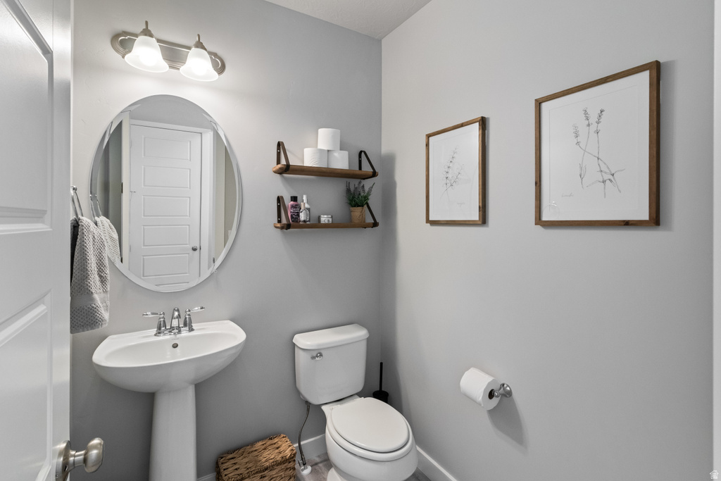 1395 E KELSEY DR Eagle Mountain, UT 84005