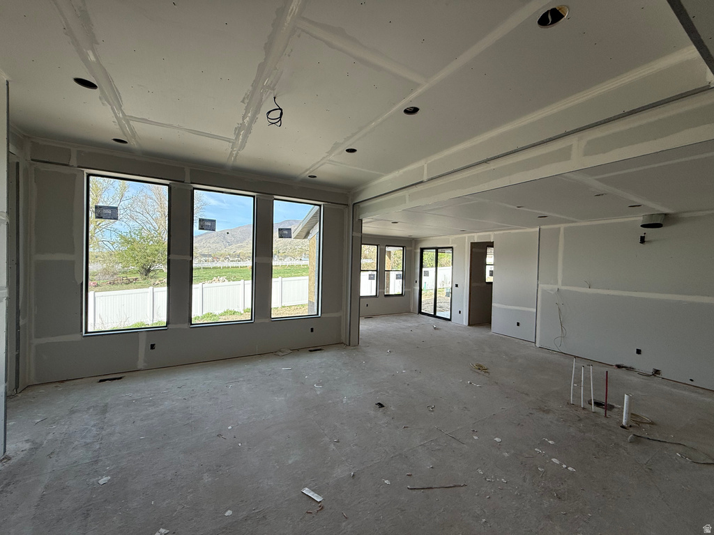 286 W SUMMERHILL LN Centerville, UT 84014