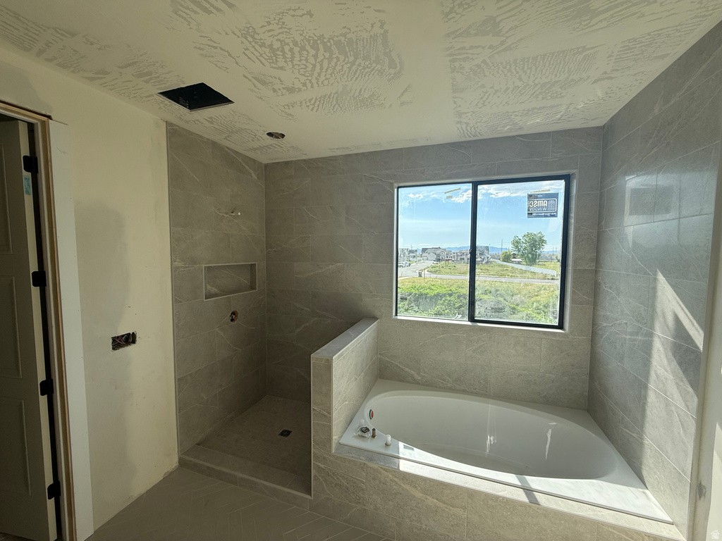 286 W SUMMERHILL LN Centerville, UT 84014