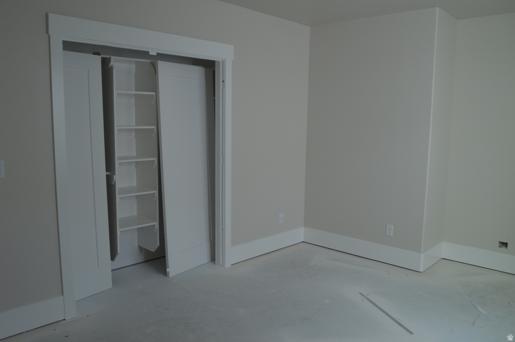 3038 N MOUNTAIN RD #215 North Ogden, UT 84414