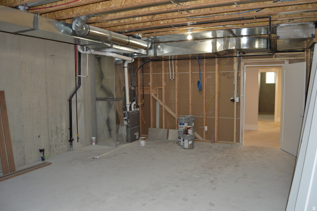 3038 N MOUNTAIN RD #215 North Ogden, UT 84414