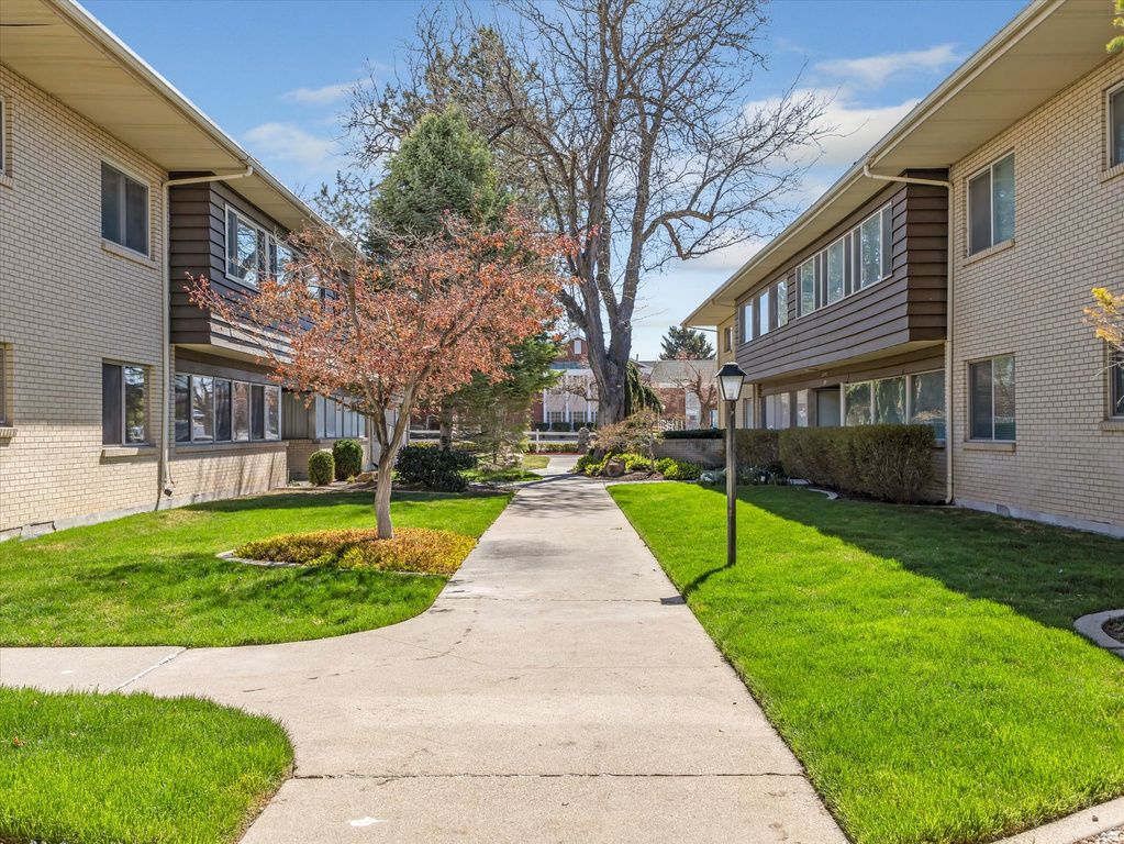 1108 E 2700 S #B13 Salt Lake City, UT 84106