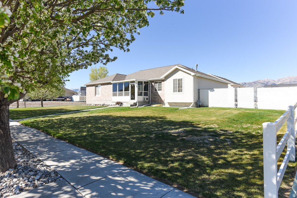 69 N MEADOWLARK CIR Grantsville, UT 84029