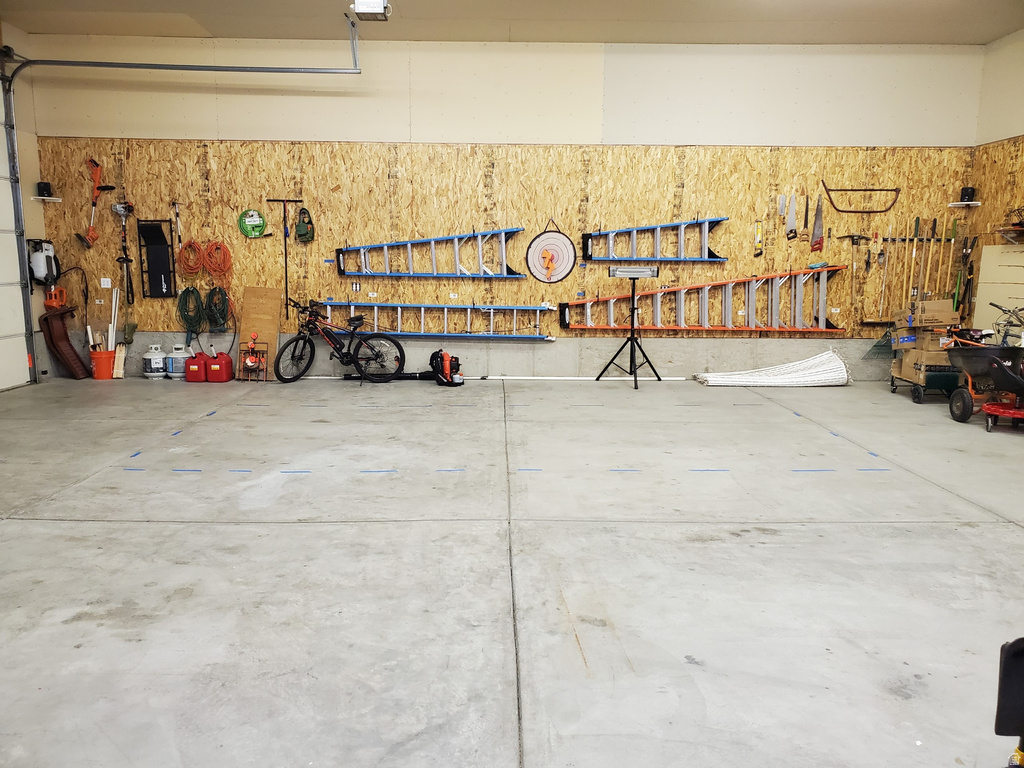 69 N MEADOWLARK CIR Grantsville, UT 84029