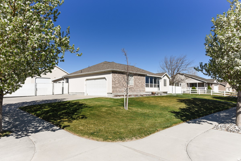 69 N MEADOWLARK CIR Grantsville, UT 84029
