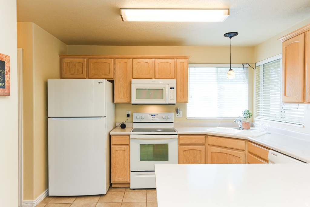 69 N MEADOWLARK CIR Grantsville, UT 84029