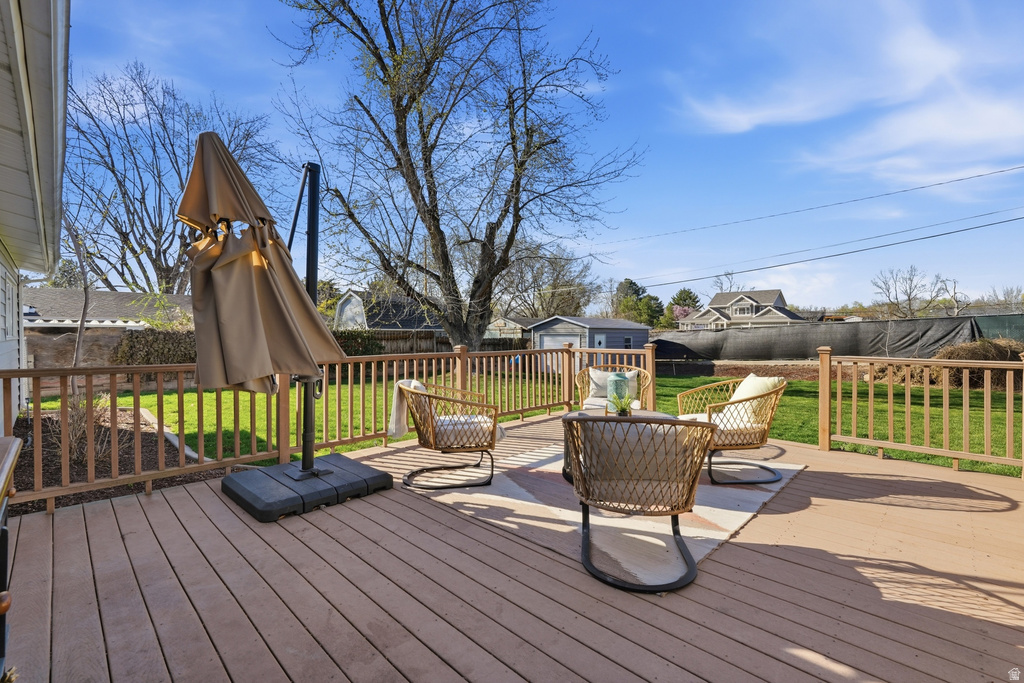 1691 E FIELDCREST LN Holladay, UT 84117