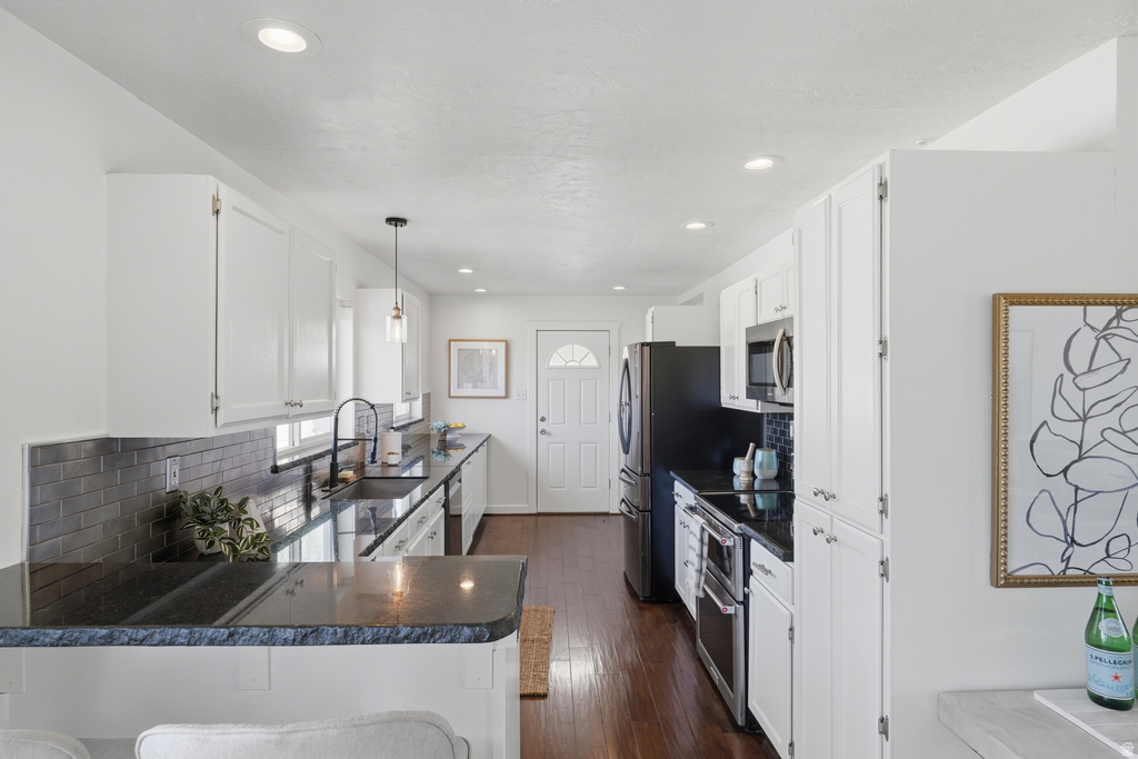 1691 E FIELDCREST LN Holladay, UT 84117