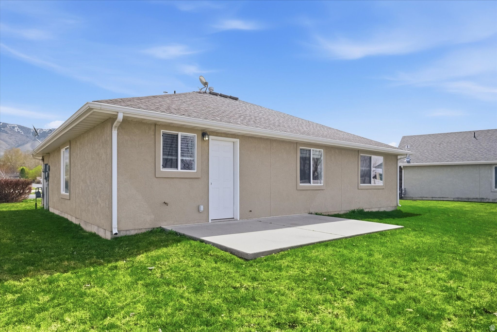 285 W 60 S Hyde Park, UT 84318