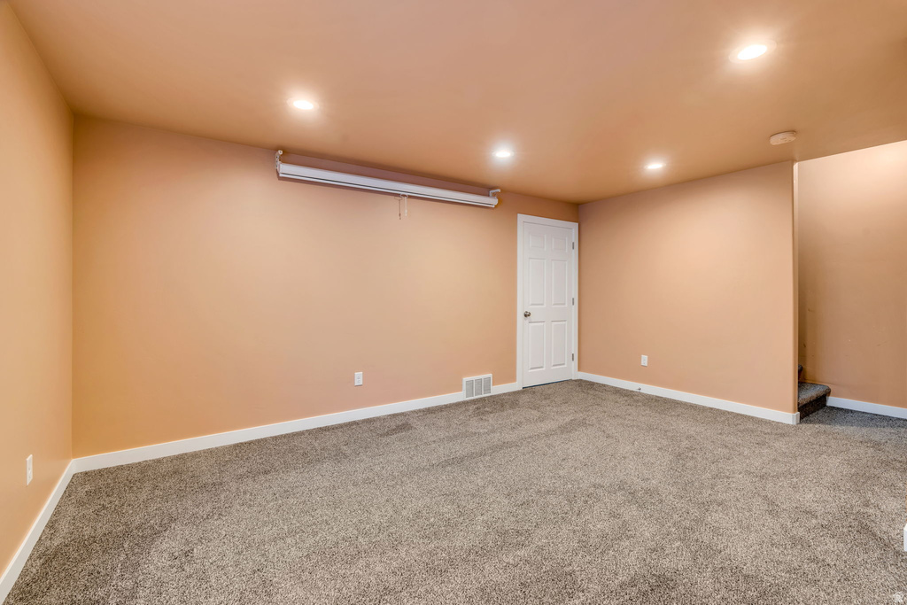 182 E APARICIO DR Tooele, UT 84074