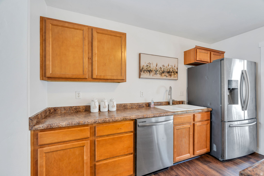 182 E APARICIO DR Tooele, UT 84074