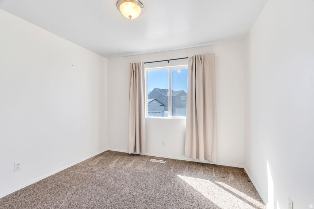 182 E APARICIO DR Tooele, UT 84074