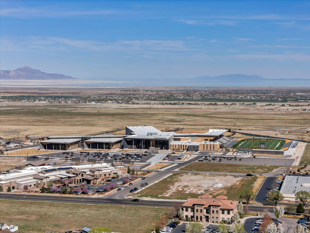 182 E APARICIO DR Tooele, UT 84074