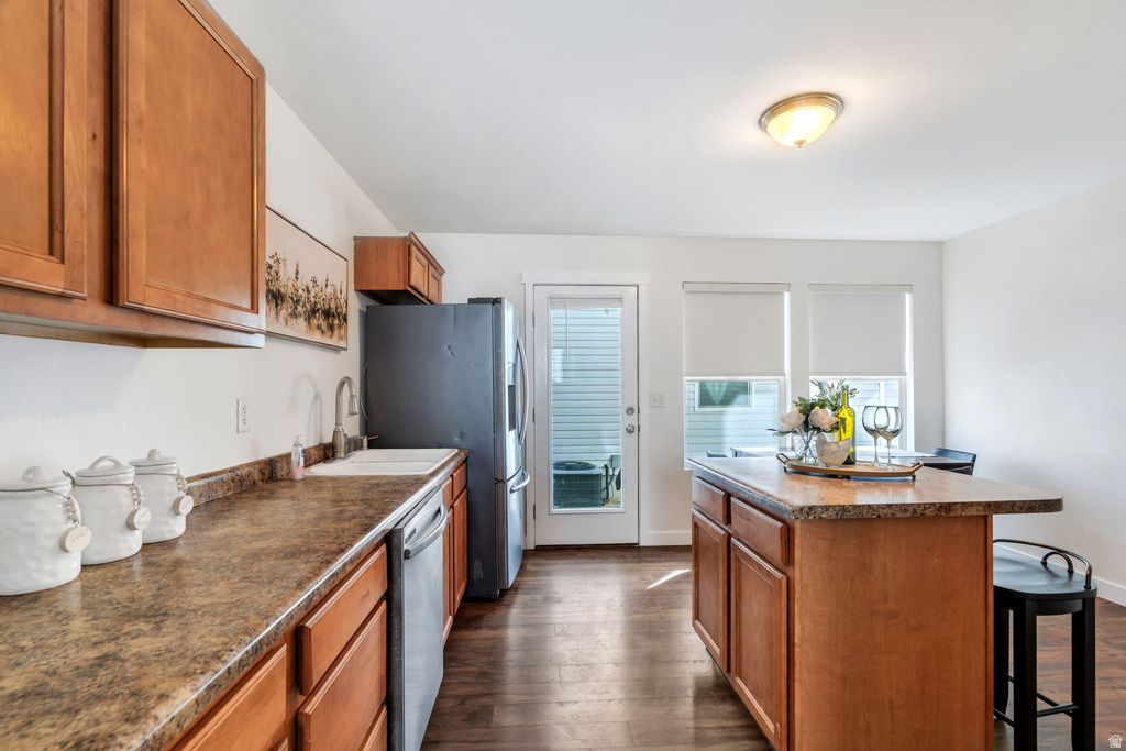 182 E APARICIO DR Tooele, UT 84074