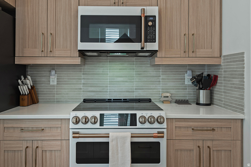 16096 S TRUSS DR Bluffdale, UT 84065