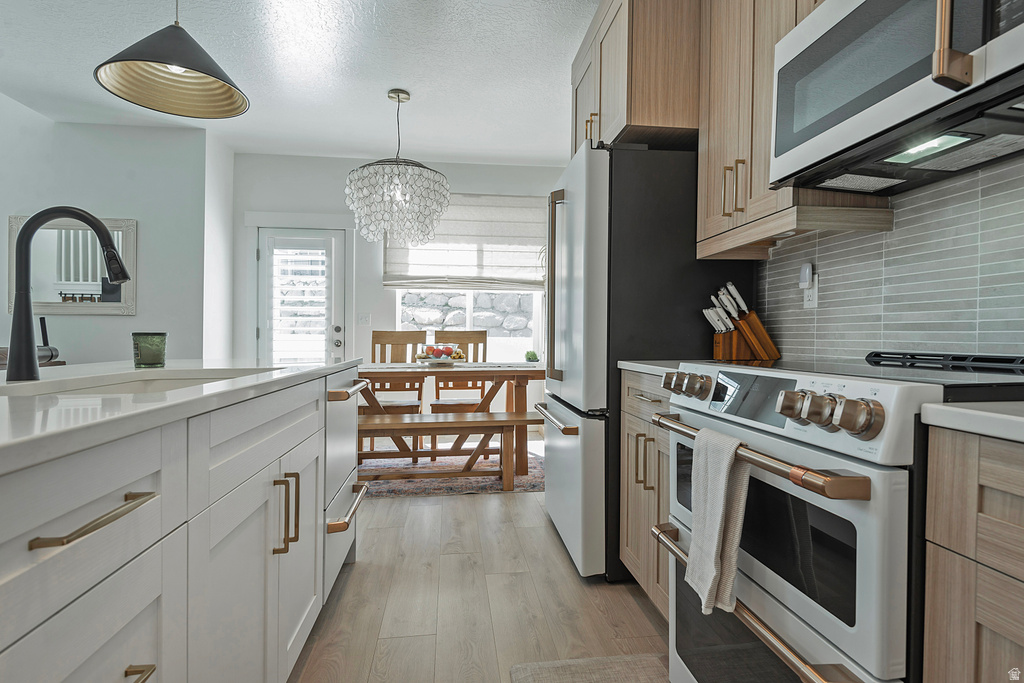 16096 S TRUSS DR Bluffdale, UT 84065