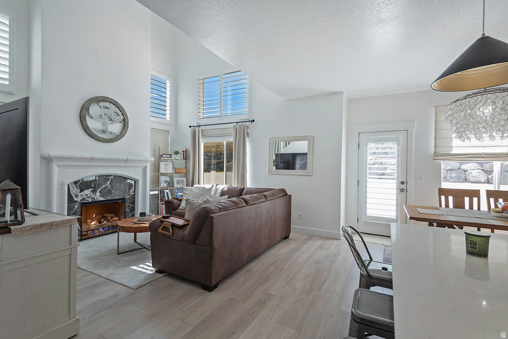 16096 S TRUSS DR Bluffdale, UT 84065