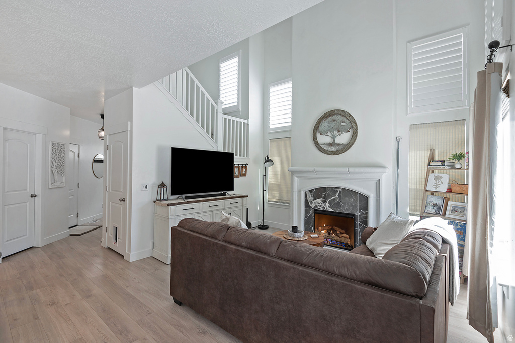 16096 S TRUSS DR Bluffdale, UT 84065