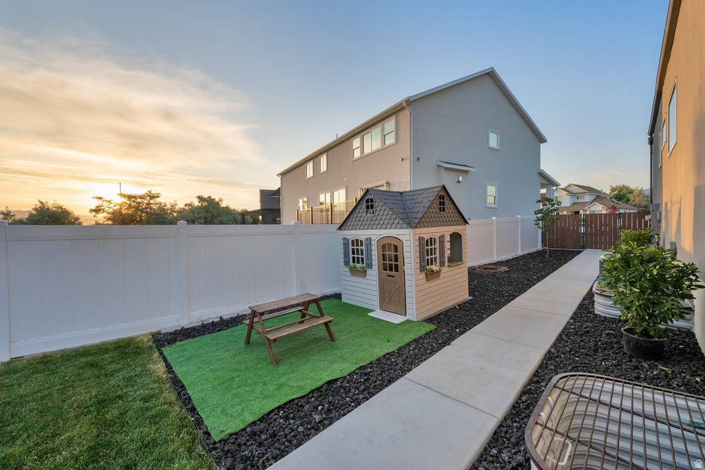 813 W CHARLOTTE ST Lehi, UT 84043