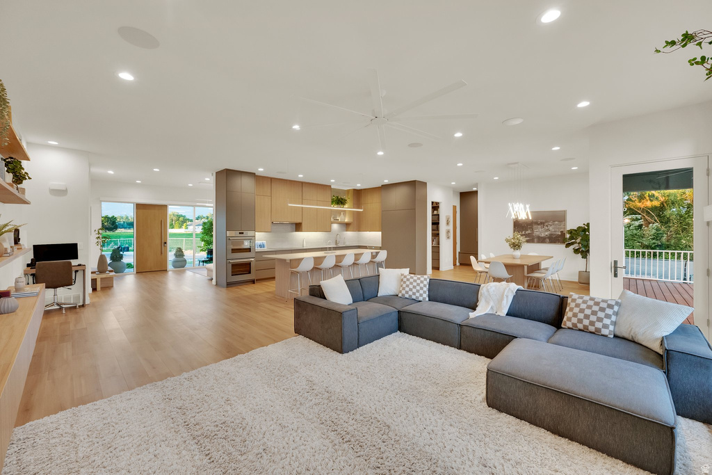 813 W CHARLOTTE ST Lehi, UT 84043