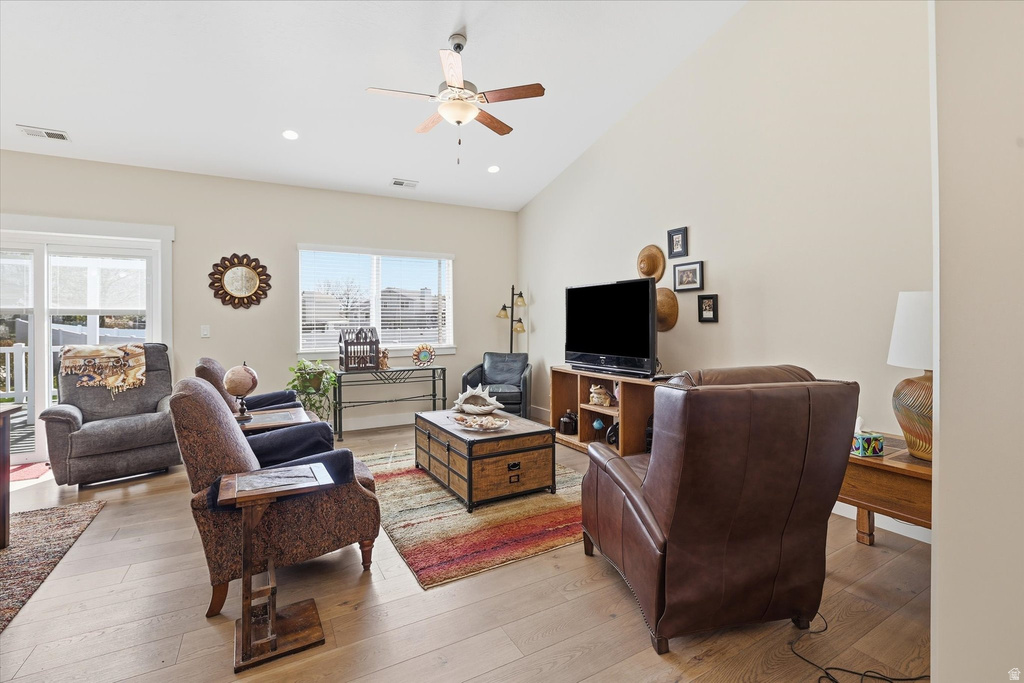 2877 W 4200 S Roy, UT 84067