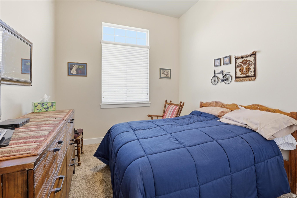 2877 W 4200 S Roy, UT 84067