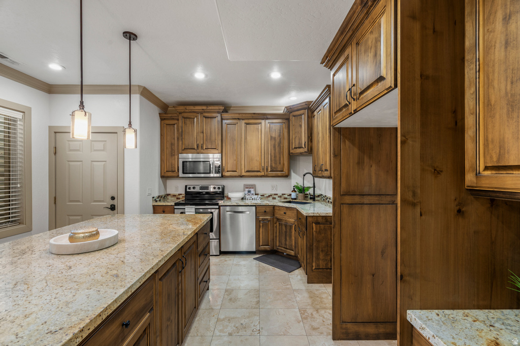 2182 W COPPER KING LN South Jordan, UT 84095