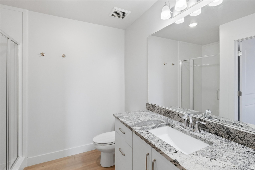 426 S 1400 E Hyrum, UT 84319