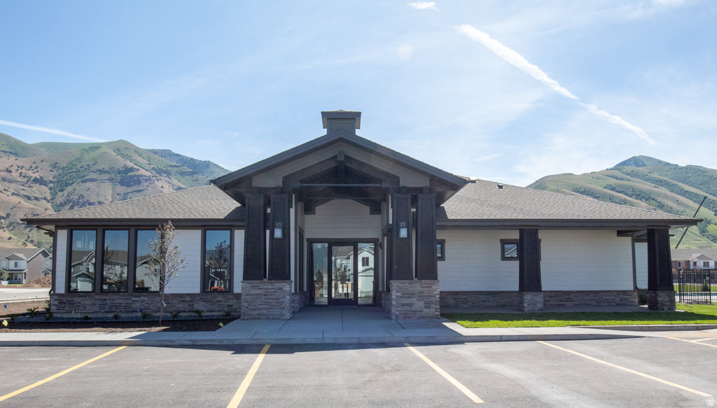 426 S 1400 E Hyrum, UT 84319