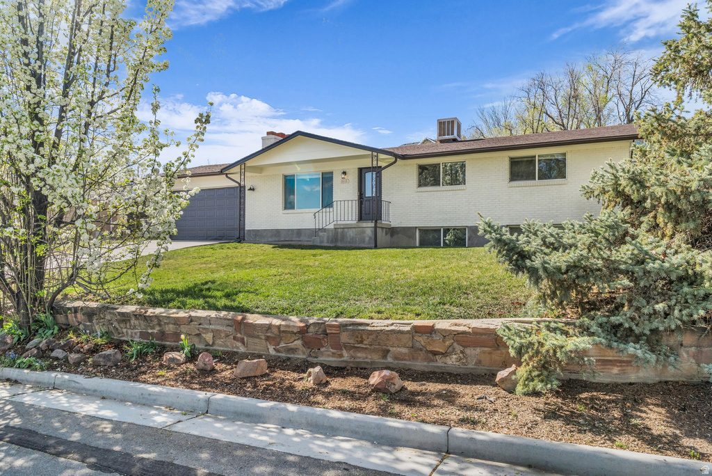 9880 S FLORENCE WAY South Jordan, UT 84095