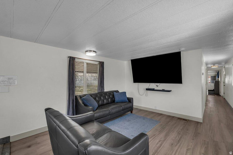 326 W 30 N La Verkin, UT 84745