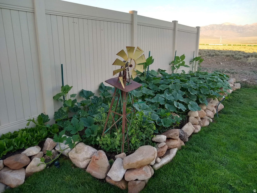 1124 S 1050 W Tooele, UT 84074