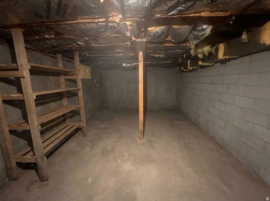 1929 E 2500 S Vernal, UT 84078