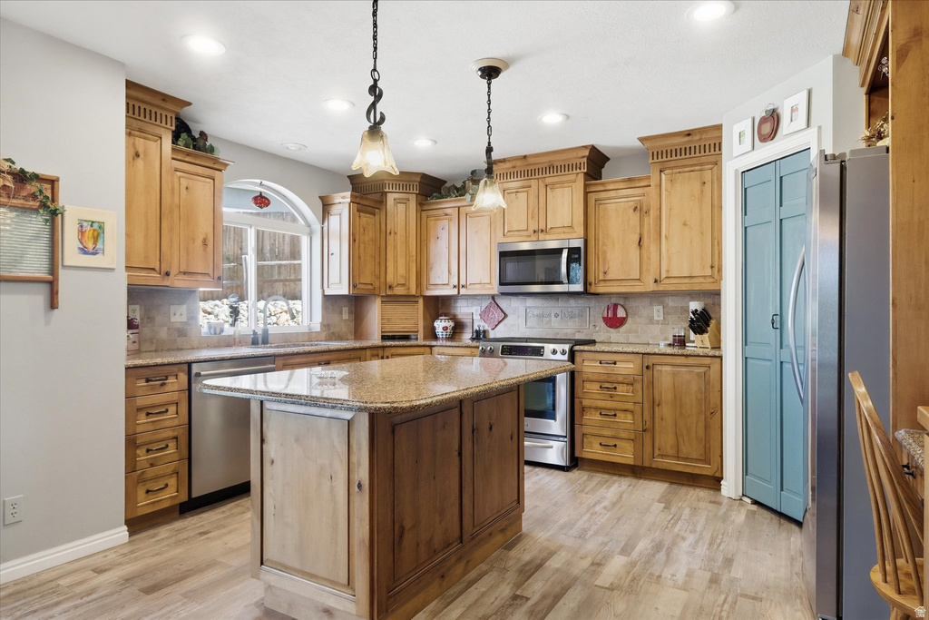 1416 E 1980 N North Logan, UT 84341