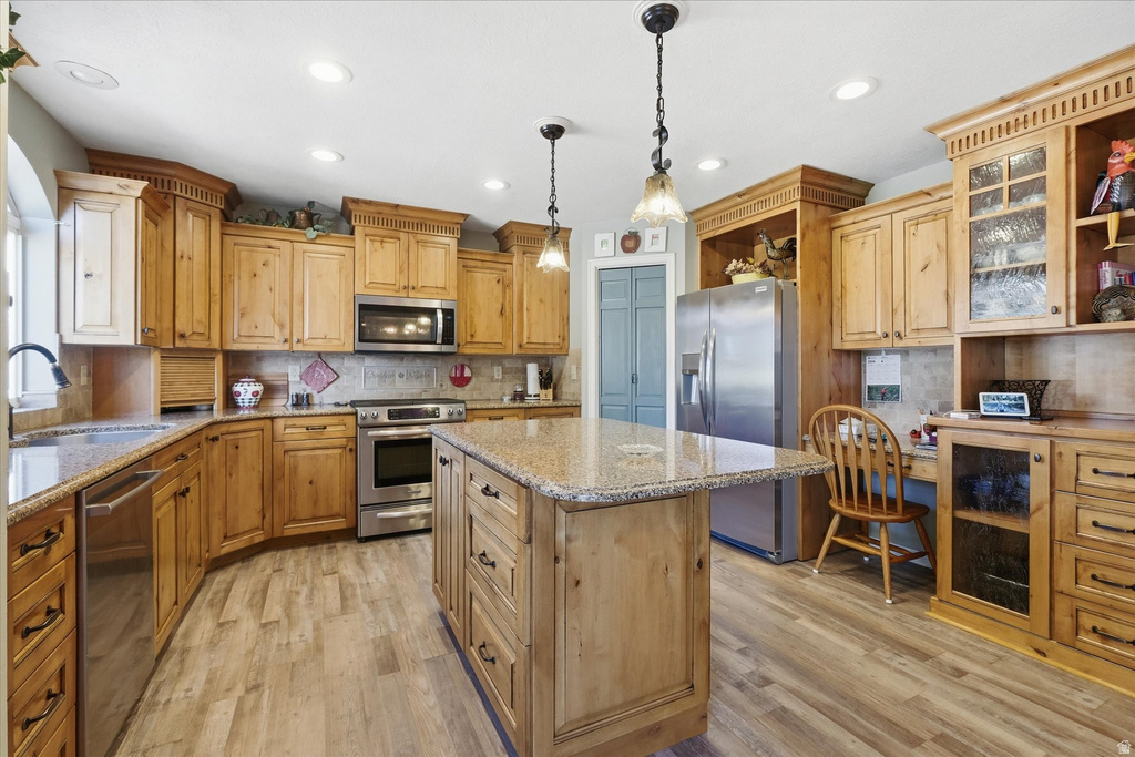 1416 E 1980 N North Logan, UT 84341