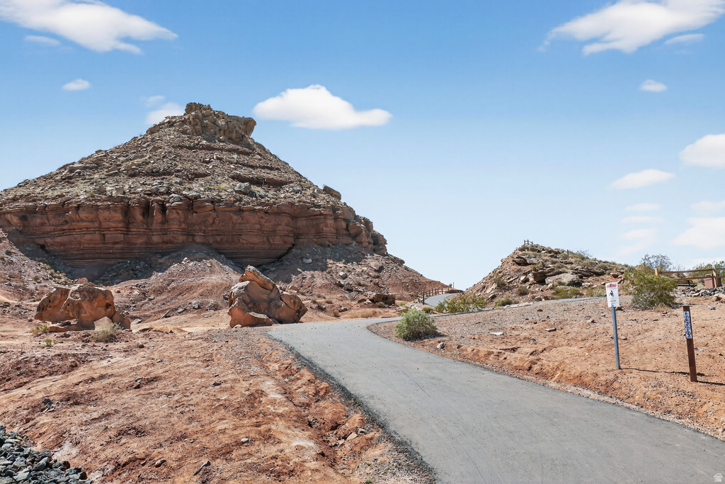 4004 E CERRO WAY St George, UT 84790